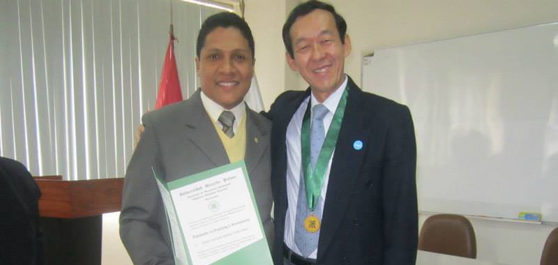 NUEVA HUMANIDAD DECODIFICADA: los jóvenes en la era de las redes&nbsp;sociales